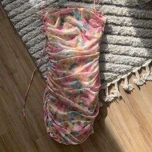 Floral bodycon dress, open back